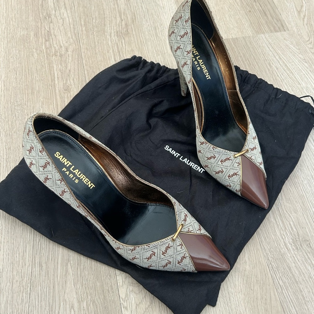 ORGLY $850 Saint Laurent Women's Brown and Cream Heels